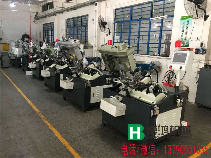 六角螺母全自动攻丝机展示